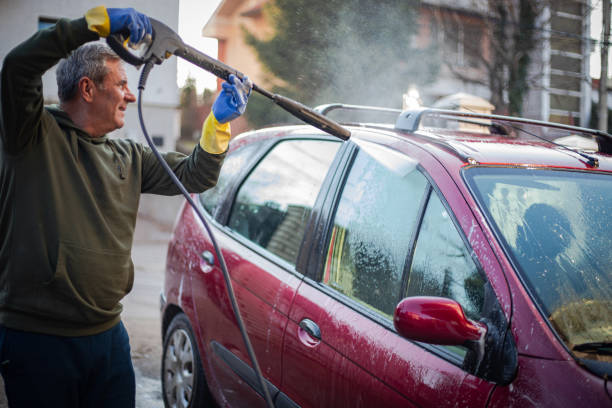Best Roof Power Washing Services  in De Queen, AR
